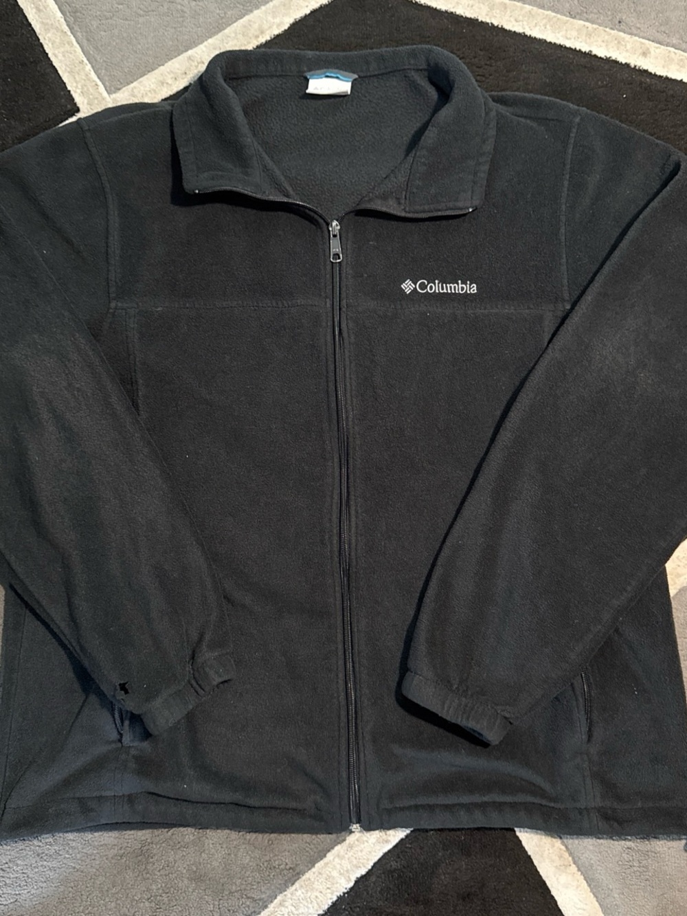 Columbia black fleece jacket